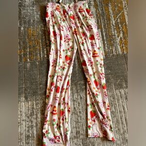 spencer’s / hot topic strawberry shortcake pajama pants